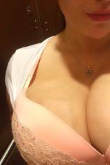 Im up $800 and want to get (f)risky in the casino...