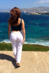 White pants are the best pants