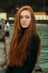 Long haired Red (x-post/r/PrettyGirls)