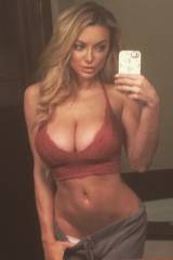 Your daily dose of Lindsey Pelas