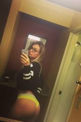 Natalia Starr booty selfie (X-post /r/ModelsGoneMi...
