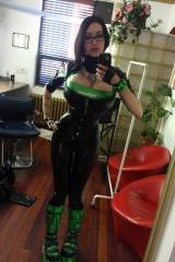 Black and green latex (XPost from r/Ariane)