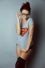 Supergirl (x-post /r/GeekyGirls)