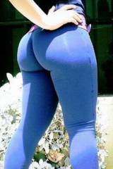 Ass in blue that deserves smacking.