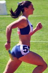 Michelle Jenneke on the track