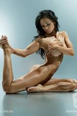 Very fit, nice artistic pose