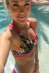 Carrie Underwood has her body back in pre baby sha...