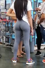 Yoga pants ass in bulk at warehouse store [MIC]