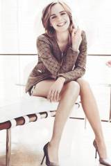 Emma Watsons Legs (x-post /r/celebs)