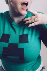 Minecraft Shirt [my wife]