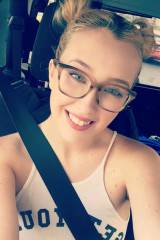 Samantha Rone car selfie (X-post /r/ModelsGoneMild...
