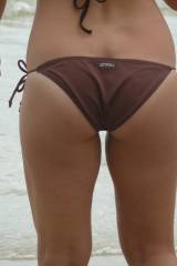 Bikini Thigh Gap