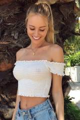 Bryana-Holly-Not sure its pokie, but dayum