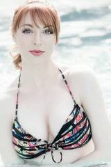 Lisa Foiles in cold water