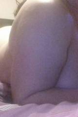 (F)irst time doing nakey picture. Hope you guys li...