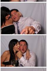 photo booth couple