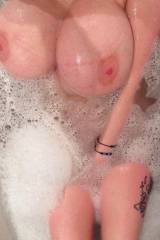 [Image] Bubble Bath