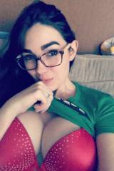 sexy red bra with huge tits (x-post r/bombshellbra...
