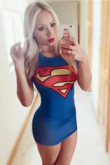 Supergirl (x-post /r/GeekyGirls)