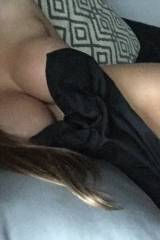 (F)ew things are better than a nude nap during a t...