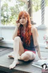 Redhead suicide girl Sunrider with anklet