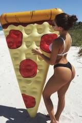 pizza booty